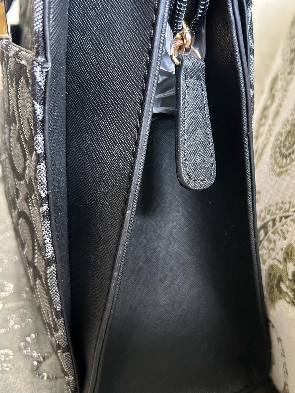 NWT GUESS Black & Gray Medium Logo Marva Jacquard Satchel with Gold Accent - Picture 3 of 6